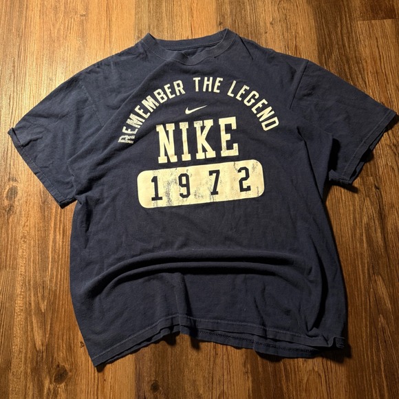 Nike Remember The Legend 1972 T-Shirt Mens Blue Logo Graphic Tee Large - Picture 1 of 6